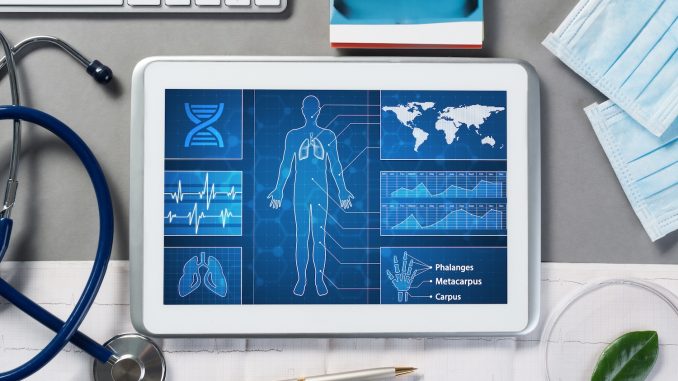 Symbolfoto: Erfassung von Gesundheitsdaten mittels Tablet-PC